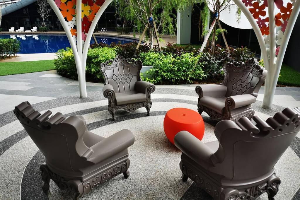 Happyhome @ Arte Mont Kiara Kuala Lumpur Hartamas Damansara Extérieur photo