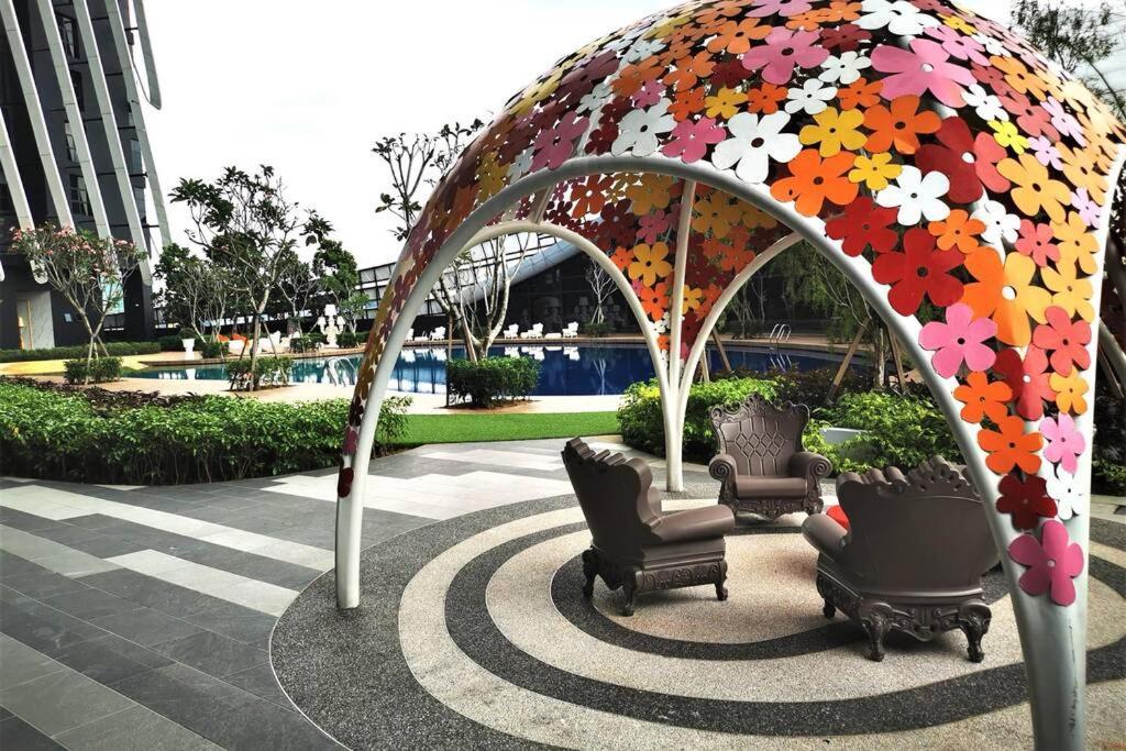 Happyhome @ Arte Mont Kiara Kuala Lumpur Hartamas Damansara Extérieur photo